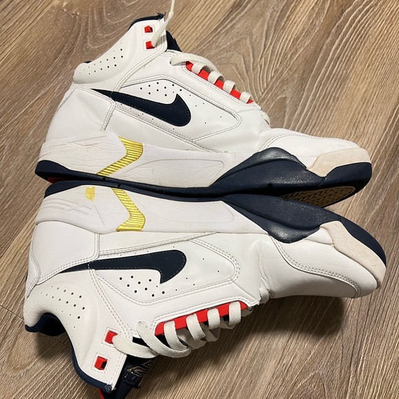 - Nike Air Flight lite mid size 11 - Picture 8 of 8